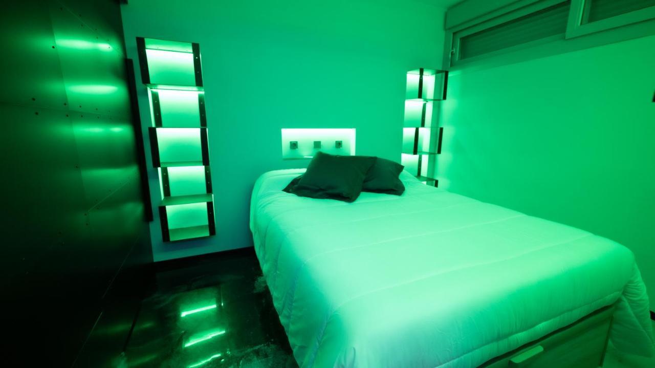 La Farola - Luxury Domotic Flat In Puerto Deportivo Lägenhet Marbella Exteriör bild