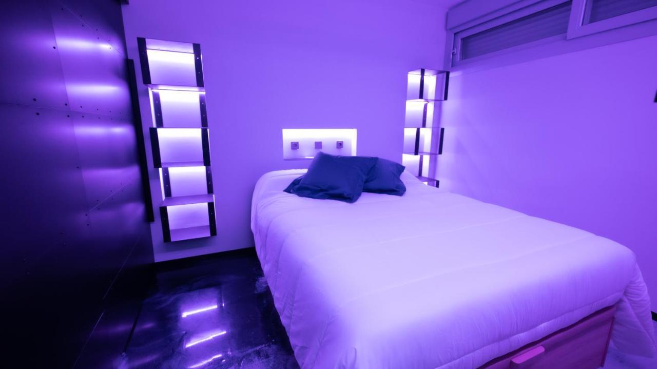 La Farola - Luxury Domotic Flat In Puerto Deportivo Lägenhet Marbella Exteriör bild